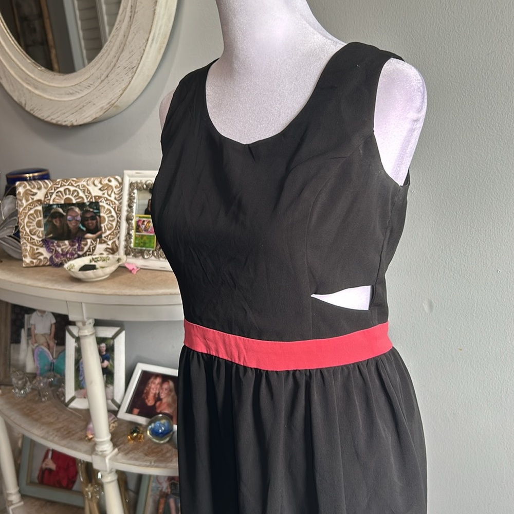 [Sweet Storm] Black/Pink Cut Out Maxi Dress - Size Medium - Picture 2 of 5